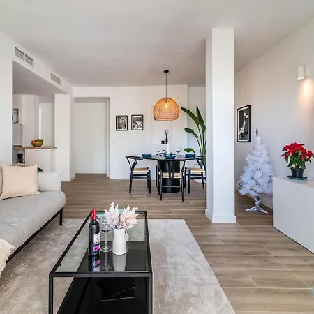 Sierra Park - 18 Newly Renovated With Pool, Gym, Jacuzzi And Padel