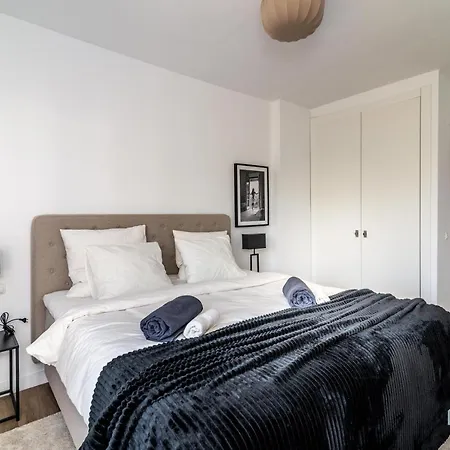 Sierra Park - 18 Newly Renovated With Pool, Gym, Jacuzzi And Padel Marbella