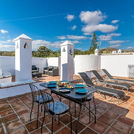 Apartment Sierra Park - 18 Newly Renovated With Pool, Gym, Jacuzzi And Padel Marbella