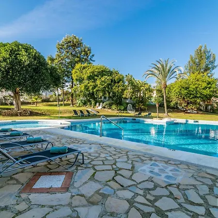 Sierra Park - 18 Newly Renovated With Pool, Gym, Jacuzzi And Padel Apartment Marbella