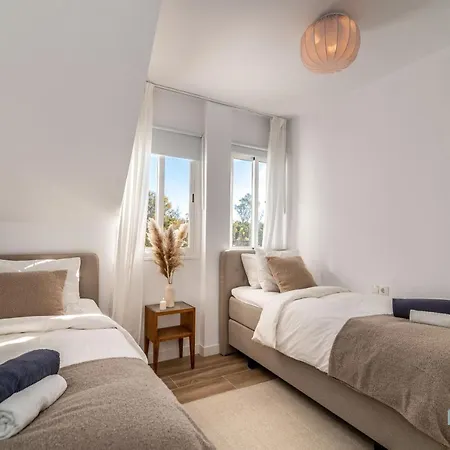 Sierra Park - 18 Newly Renovated With Pool, Gym, Jacuzzi And Padel Marbella