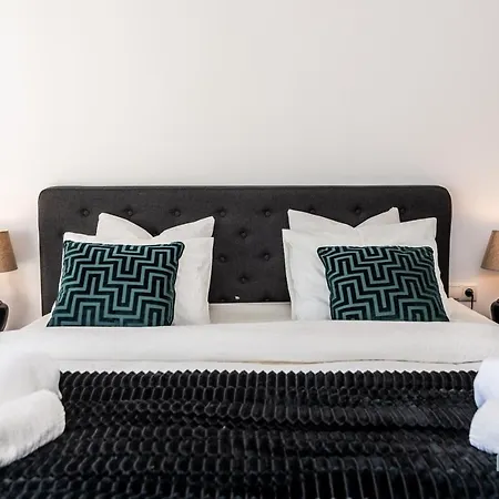 Apartment Sierra Park - 18 Newly Renovated With Pool, Gym, Jacuzzi And Padel Marbella