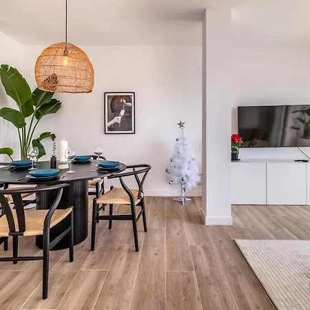 Apartment Sierra Park - 18 Newly Renovated With Pool, Gym, Jacuzzi And Padel Marbella