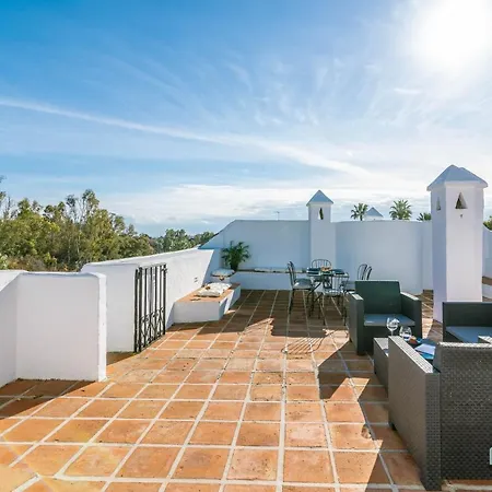 Sierra Park - 18 Newly Renovated With Pool, Gym, Jacuzzi And Padel *