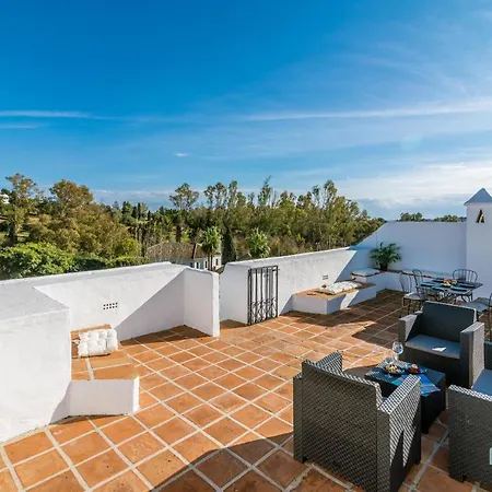 Sierra Park - 18 Newly Renovated With Pool, Gym, Jacuzzi And Padel Marbella